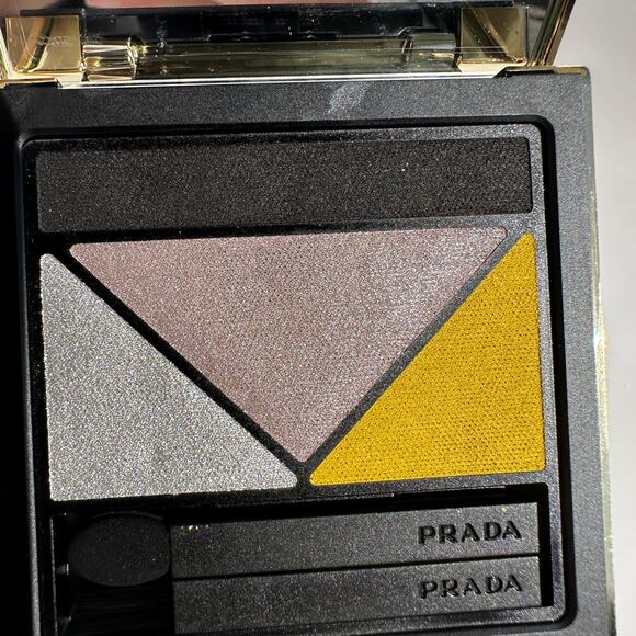 Prada Dimensions Multi Effect Eyeshadow Quad Refillable Compact 02 Profusion NIB - Picture 3 of 12